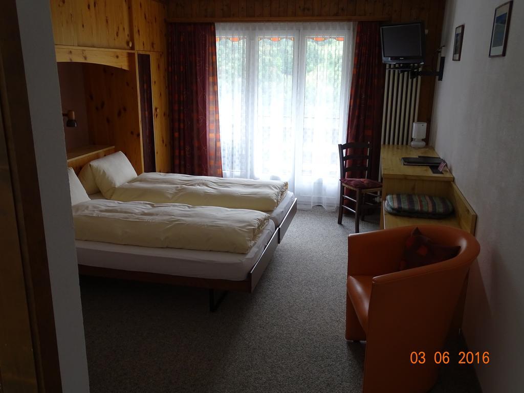Saas im Prattigau Hotel Old-Jnn חדר תמונה
